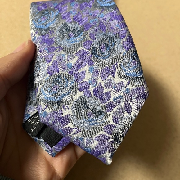 Bespoke Other - NEW Bespoke Slim Tie - Purple & Blue Floral